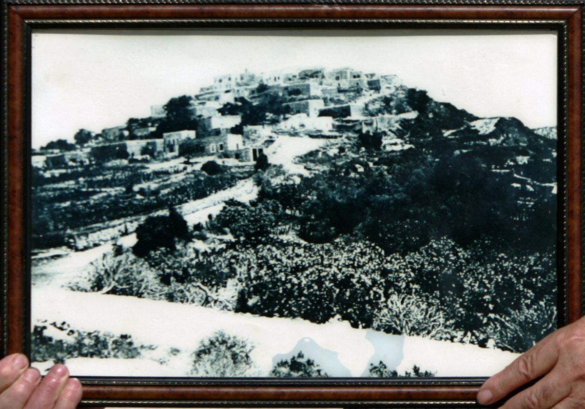 Une vieille photo du village de Biram avant qu'il ne soit détruit par les forces israéliennes. (Fourni)