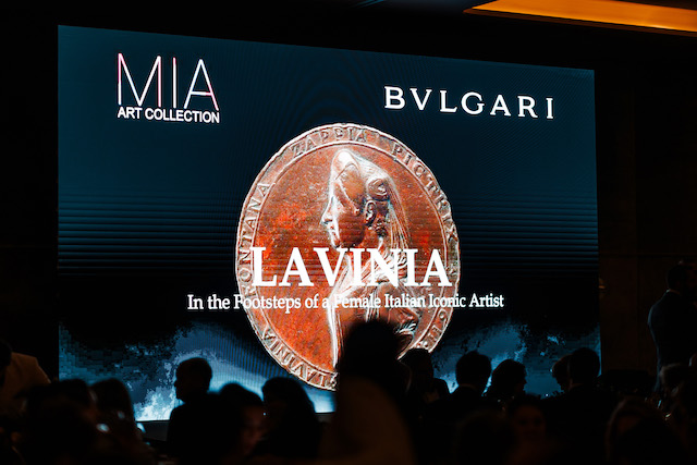 Projection d’un médaillon du portrait de Lavinia lors du diner de gala de la quatrième édition de l’événement MIA Art Collection, à l’hôtel Bulgari