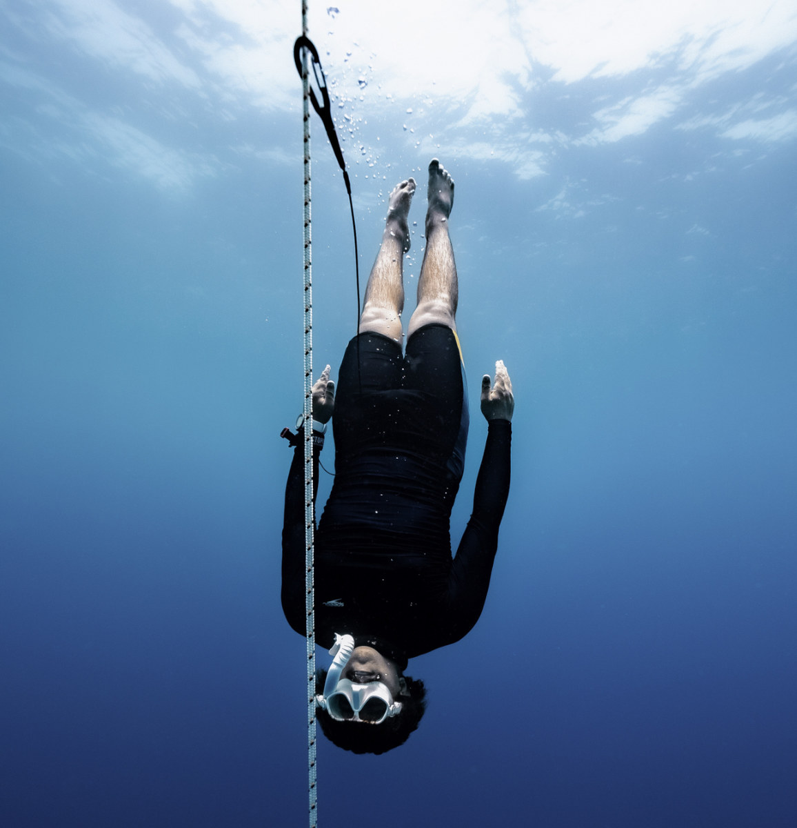 Fayçal Abdulsalam, un plongeur qui passe beaucoup de temps sous l'eau, a déclaré à Arab News que l'expérience l'avait transformé, dissipant les énergies négatives et revitalisant sa vie. (Fournie)