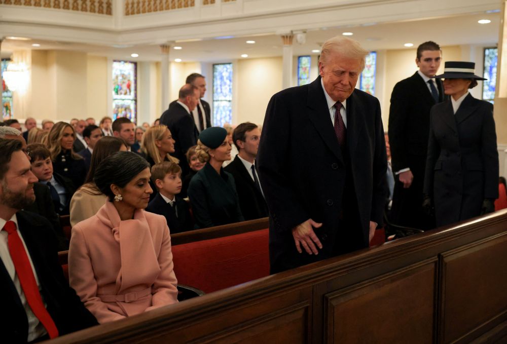 Le président élu Donald Trump arrive pour un service à l'église St. John's le jour de l'investiture à Washington, États-Unis, 20 janvier 2025. (Reuters)