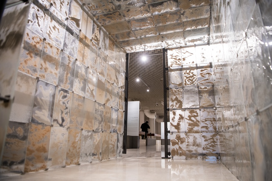 L’œuvre Sand Room (2021) de Latifa Saeed dans le cadre de l’exposition Under Construction, lors de la Misk Art Week. (Omar al-Tamimi)