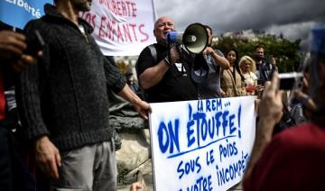 Quelques centaines de manifestants anti-masques à Paris