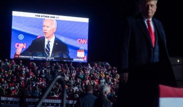 Donald Trump parcourt l'Amérique, Joe Biden reste chez lui