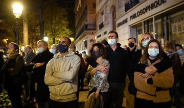 France: l'hommage à Samuel Paty maintenu lundi malgré le retour du confinement   