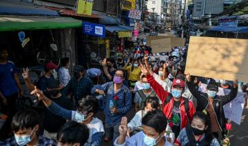 Birmanie: plus d'un millier de manifestants à Rangoun contre le coup d'Etat 