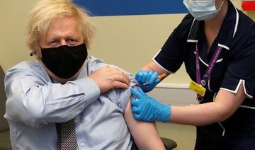 Covid-19: Boris Johnson a reçu une première dose de vaccin AstraZeneca 