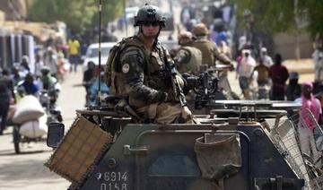 Des soldats français de l'opération Barkhane, une opération antiterroriste au Sahel, patrouillent en véhicule blindé à Gao, dans le nord du Mali, le 30 mai 2015 (Photo, AFP)