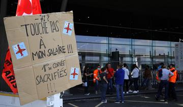 Grève aux aéroports de Paris: des syndicalistes interpellés, trafic normal