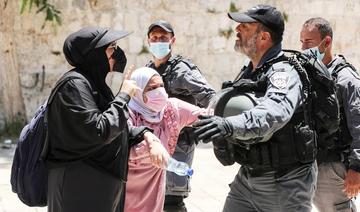 Les soldats israéliens utilisent la force pour chasser les fidèles et les manifestants de la mosquée Al-Aqsa