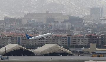 Diplomates et autres étrangers rassemblés à l'aéroport de Kaboul pour évacuation