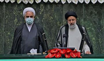 Le nouveau président iranien ultraconservateur prête serment 