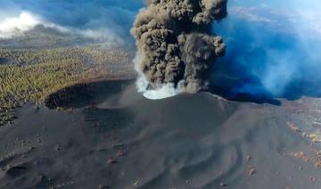 Volcan aux Canaries: 3 000 personnes confinées par crainte d'émanations toxiques