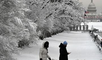 Une tempête de neige s'abat sur la capitale américaine