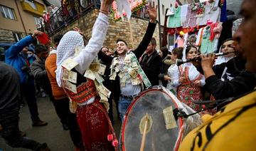 En Bulgarie, mystérieux rite nuptial dans un village musulman 