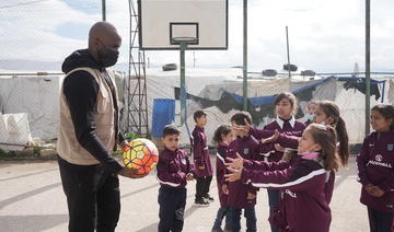 La Fédération anglaise de football distribue des kits aux enfants réfugiés syriens