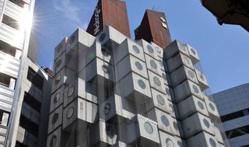 A Tokyo, les appartements-capsules de la tour Nakagin vivent leurs dernières heures