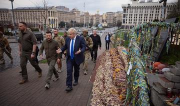 L'Ukraine prête pour la «grande bataille» dans l'est, les évacuations se poursuivent