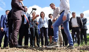 Dans le Loiret, Elisabeth Borne au chevet des agriculteurs touchés par la sécheresse
