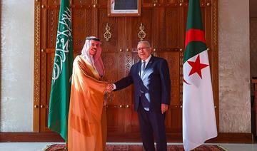 Les ministres des Affaires étrangères saoudien et algérien président la session du comité politique consultatif 