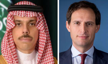 Les ministres saoudien et néerlandais des AE discutent du sort du pétrolier FSO Safer