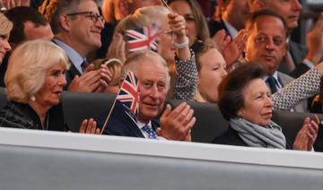 Queen ouvre le concert géant pour le jubilé de la reine