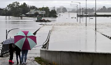 Inondations: des milliers d'Australiens fuient, les pluies vont vers le nord