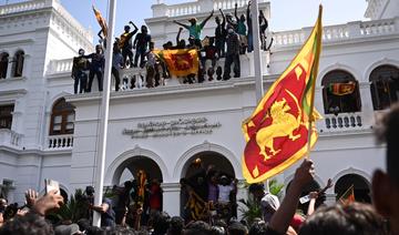 Sri Lanka: La foule envahit les bureaux du Premier ministre, le président en fuite