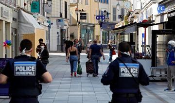 A Paris, premières amendes pour les commerces climatisés gardant porte ouverte