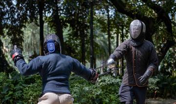 Des Indonésiens font revivre la tradition médiévale des combats d'épée