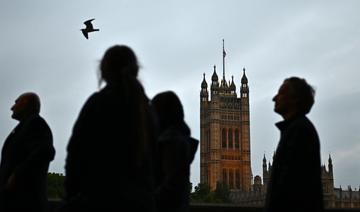 Patience et larmes pour un dernier salut à Elizabeth II