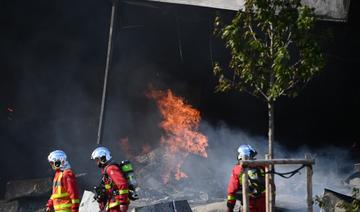 Spectaculaire incendie dans un entrepôt du marché de Rungis