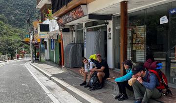 Pérou: évacuation de touristes du Machu Picchu, tensions à Lima