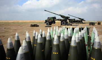 La production de poudre pour les obus d'artillerie relocalisée en France d'ici deux ans