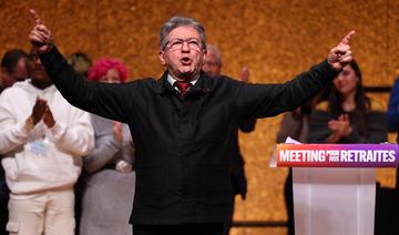 Absent de l'hémicycle, Mélenchon s'est érigé en «maître du temps» parlementaire