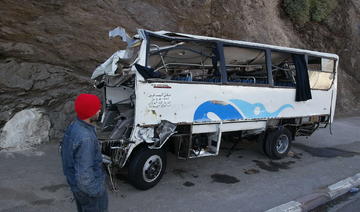 Algérie: 10 morts dans la chute d'un car dans un ravin