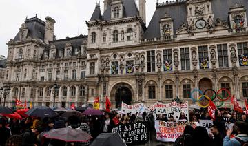 Retraites: Les 64 ans validés par le Conseil constitutionnel, déconfiture et colère dans les rues