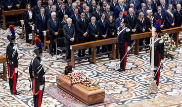 A Milan, dernier hommage officiel et populaire aux funérailles d'Etat de Berlusconi 