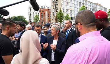 Emeutes: Elisabeth Borne appelle à « éviter toute escalade »