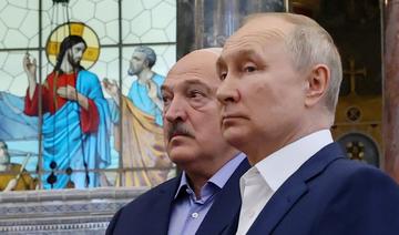 Poutine et Loukachenko saluent la foule ensemble, un mois après la rébellion de Wagner