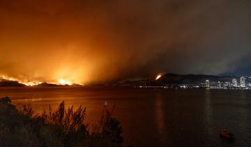 Canada : des dizaines de milliers d'habitants priés de fuir les feux de forêt « extrêmes »