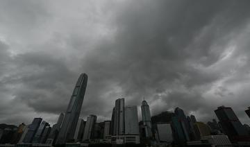 Hong Kong relève à nouveau le niveau d'alerte du typhon Koinu