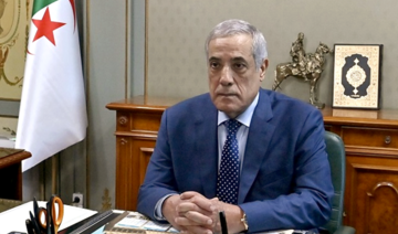 Nadir Larbaoui met la pression sur ses ministres
