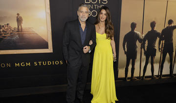 Amal Clooney assiste à l'avant-première du film The Boys in the Boat à Los Angeles