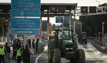 Agriculteurs: La colère se répand en Europe, Paris veut «une exception agricole française»