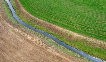 En Syrie, des fuites de pétrole polluent une rivière vitale pour les agriculteurs