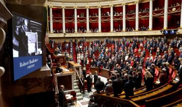 Macron rend hommage à Badinter, qui entrera au Panthéon