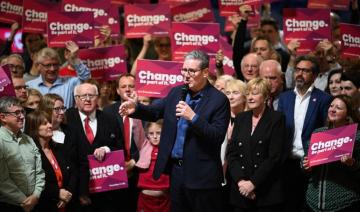 Elections britanniques: les travaillistes remportent la majorité absolue au Parlement