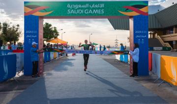 La princesse Dilayl couronne les vainqueurs du triathlon saoudien