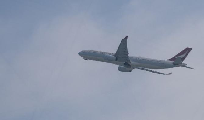 Un avion de ligne Cathay Dragon décolle de l'aéroport international de Hong Kong le 20 octobre 2020 (Photo, AFP)