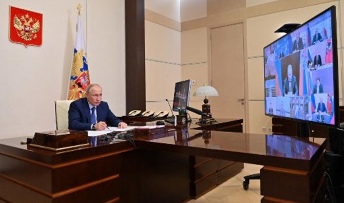 Le président russe Vladimir Poutine préside une réunion avec des membres du gouvernement via une téléconférence, à la résidence d'État de Novo-Ogaryovo, à l'extérieur de Moscou, le 23 juin 2021 (Photo, AFP)